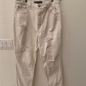 Blue Revival Distressed White Straight-Leg Jeans – Size 31  Worn One Time